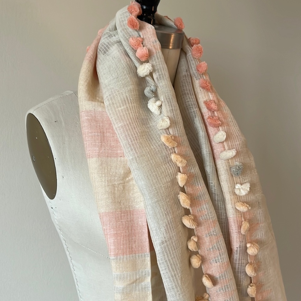 Pom Pom Scarf
